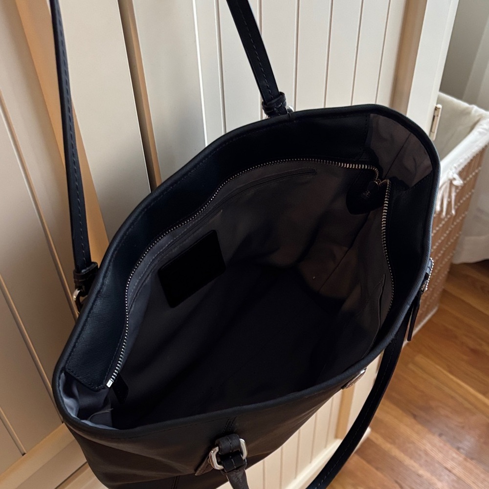 Coach Black Leather Purse - Picture 4 of 11
